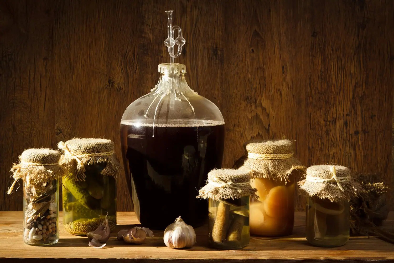 Domowe fermenty - przepisy na kombuczę i kefir